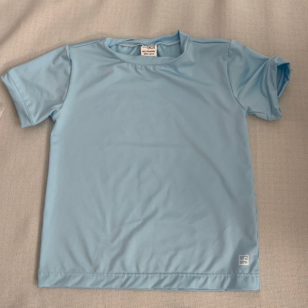 Set Athletic Boys‎ Athletic Shirt size 3T